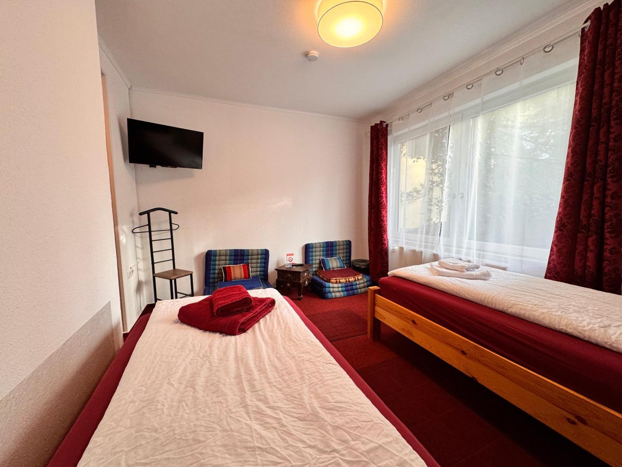 W.I.P. Welt Im Park Apartment Dresden Bagian luar foto